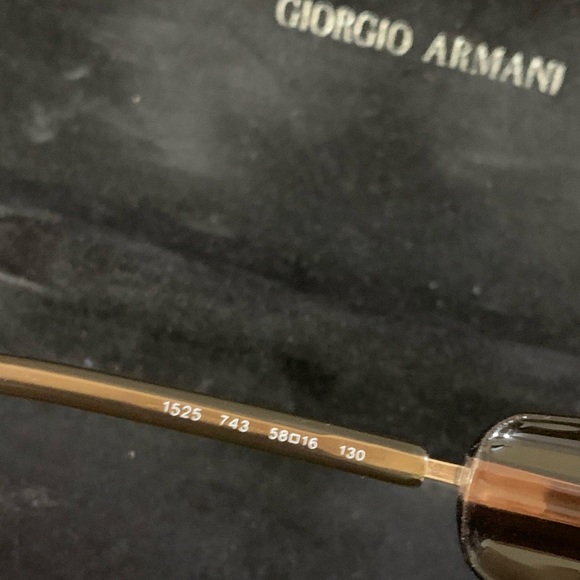 Giorgio Armani Sunglasses - Picture 5 of 6